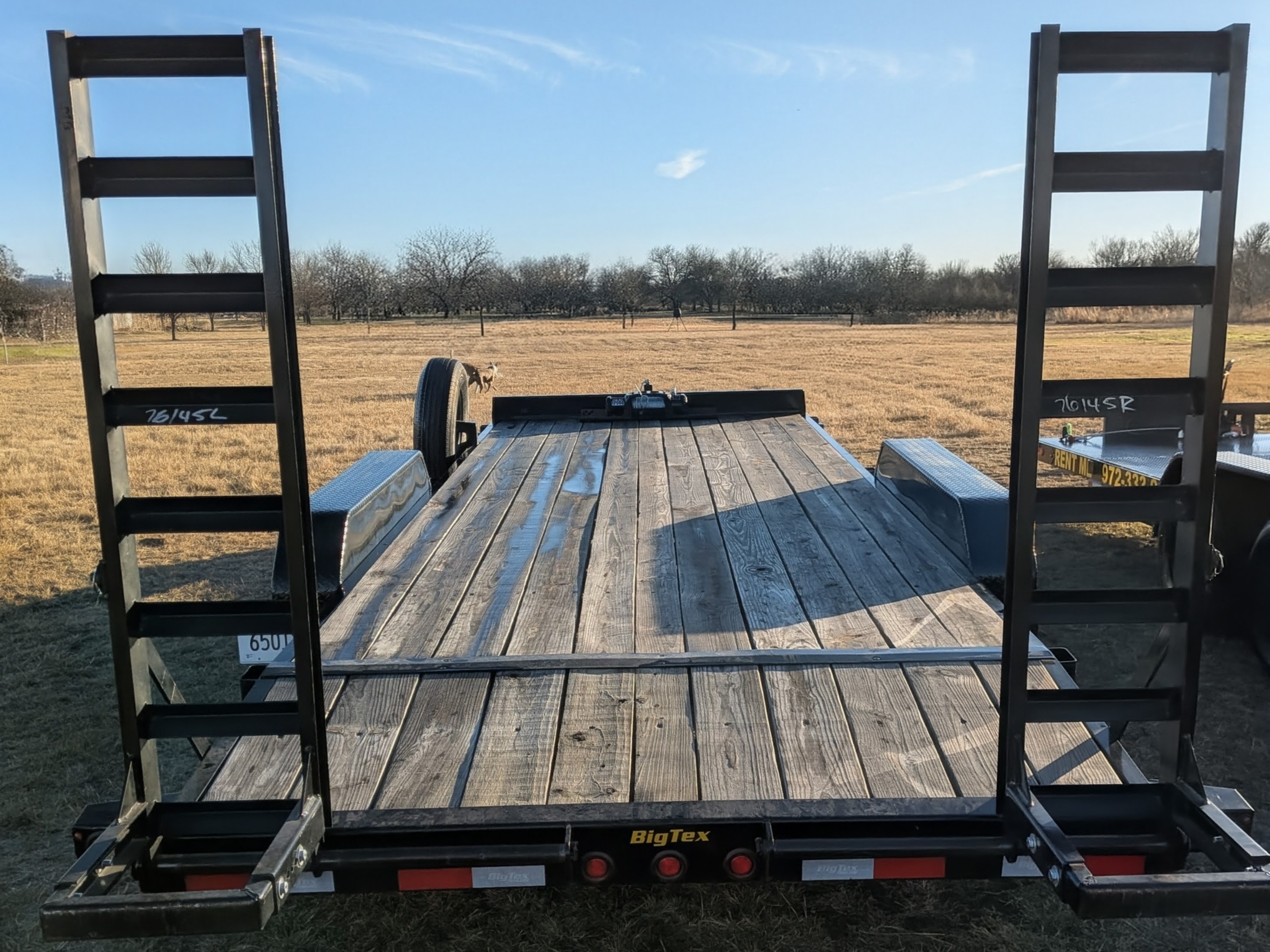 20 foot car hauler trailer rental with wood deck - 10,000 lb capacity for vehicle transport in Crowley TX